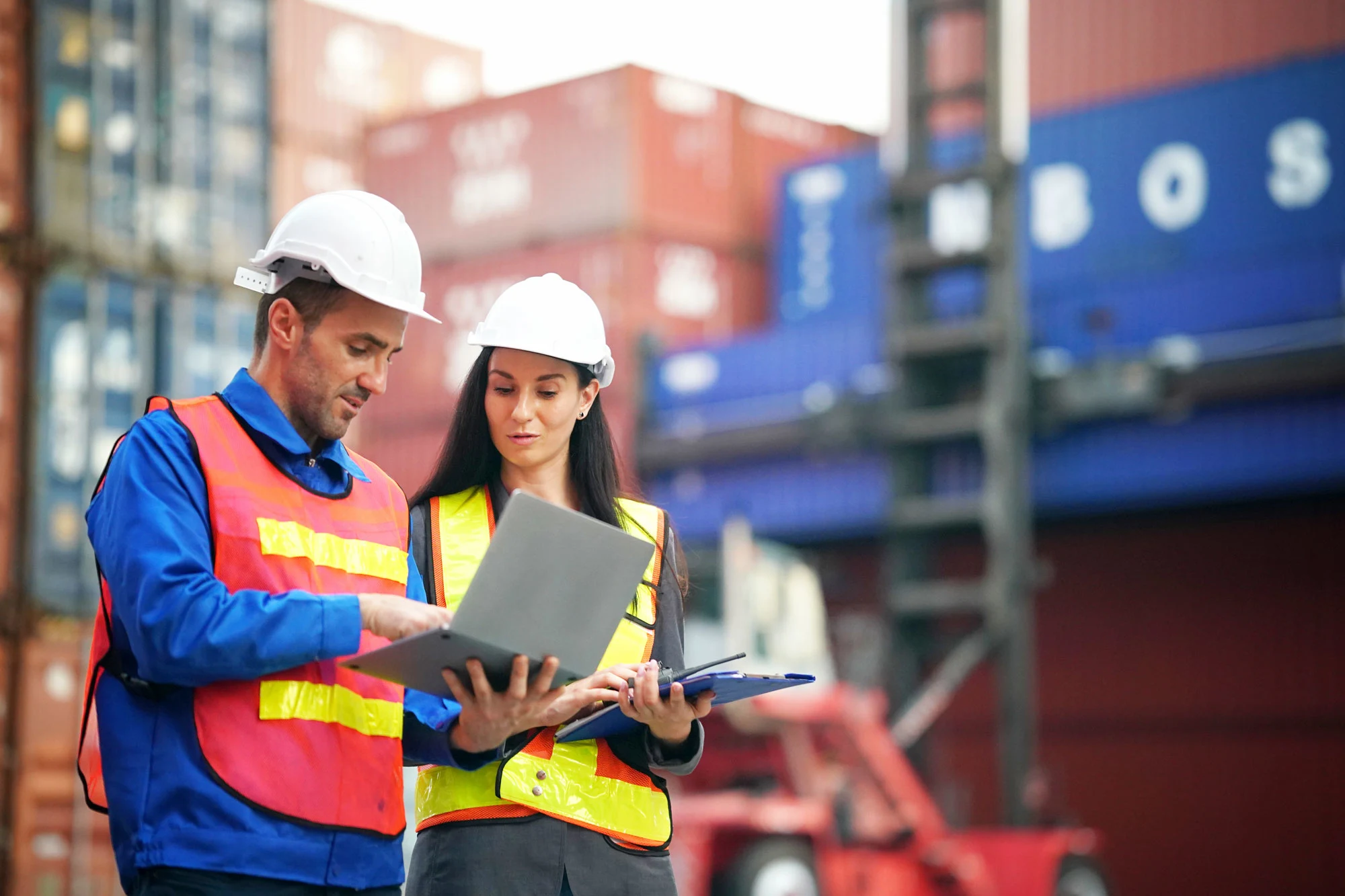 5 Common Freight Forwarding Mistakes That Delay Your Shipments (And How to Avoid Them)